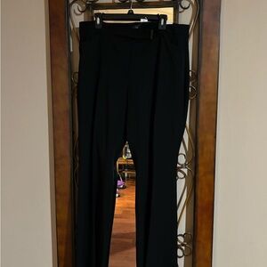 NWT New White House Black Market Black Straight dress pants minimal capsule work